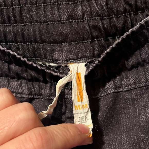 Lucy Black Jogger Pants - Picture 3 of 12